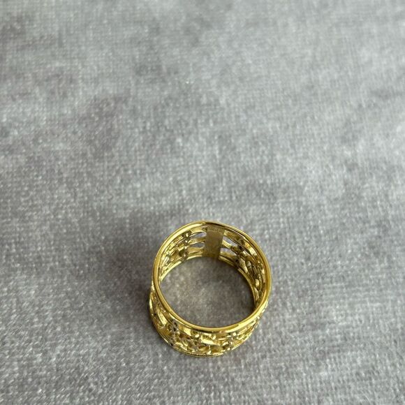 Louis Vuitton Filigree Goldtoned Ring 7 - Picture 7 of 12
